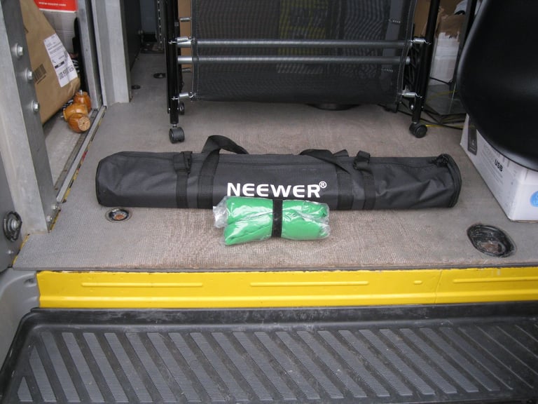 image for Neewer Green Screen Backdrop Kit – Camera/Photo – Leicester LE4 5DJ