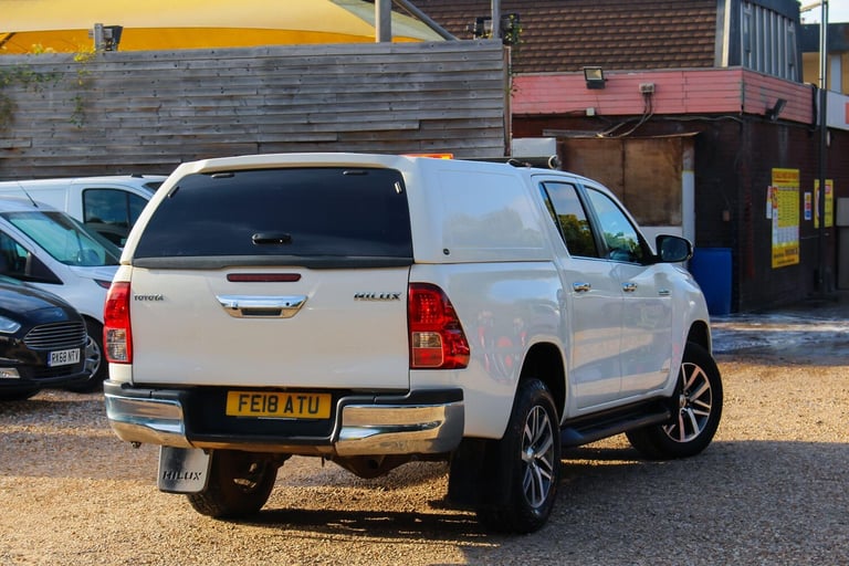 2018 Toyota Hilux 2.4 D-4D Invincible 4WD Euro 6 (s/s) 4dr (TSS, 3.5t) PICK UP Diesel Manual