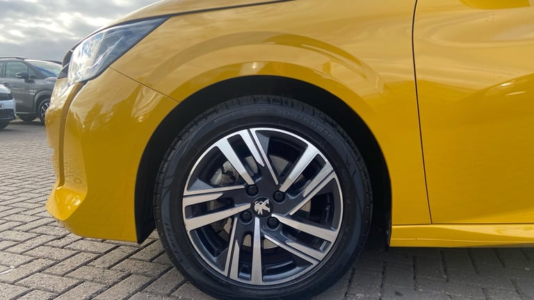 2023 Peugeot 208 1.2 PureTech Allure Premium + Hatchback 5dr Petrol Manual Euro 6 (s/s) (100 Hatc...