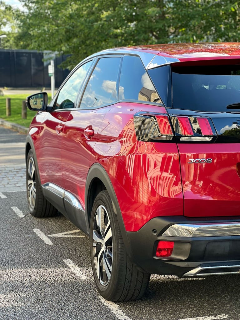 Peugeot, 3008, Hatchback, 2018, Semi-Auto, 1560 (cc), 5 doors