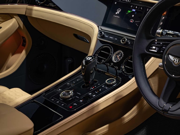 2025 Bentley Continental 4.0 V8 Ultra-Performance 25.9kWh GT Speed Auto 4WD Euro 6 (s/s) 2dr COUP...