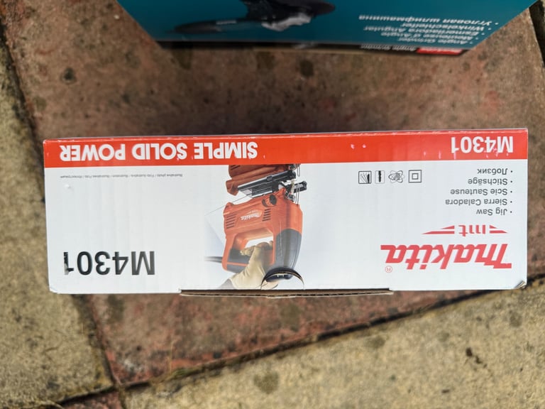 Makita power tools Jigsaw and angle grrinder 