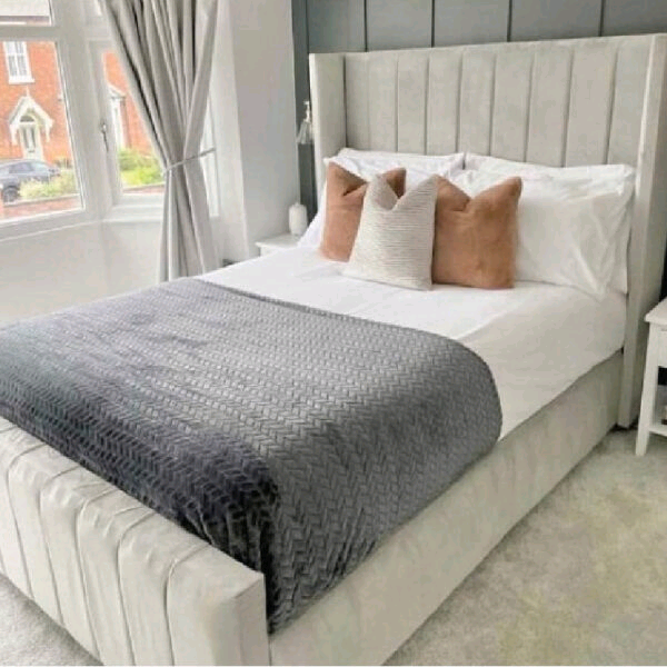 BLACK FRIDAY SALE WINGBACK BEDS WITH ELEGANT MATTRESS in Manchester