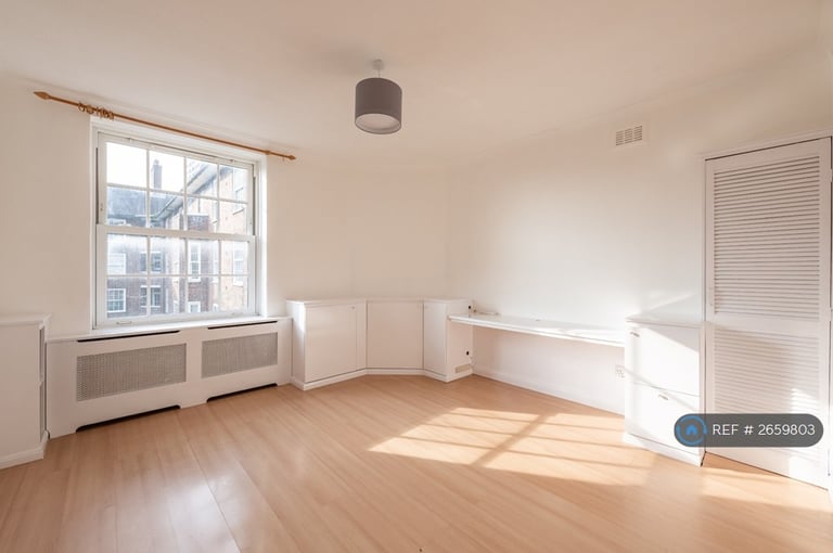 image for 1 bedroom flat in Seldon House, London, SW8 (1 bed) (#2659803)