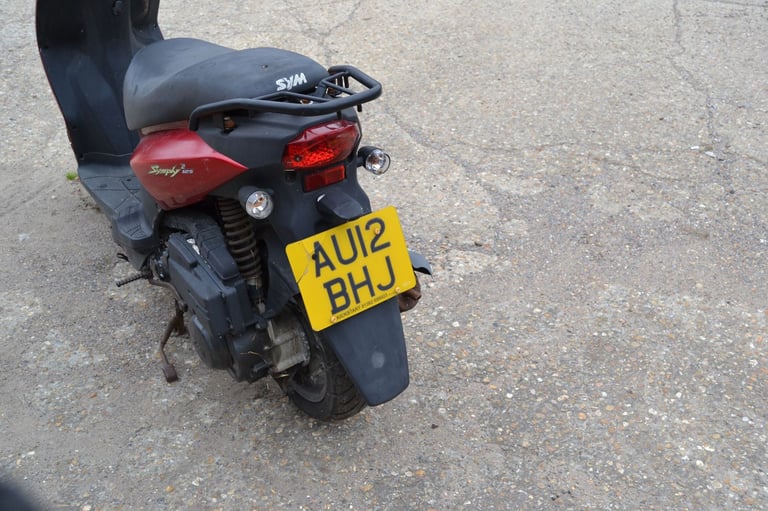 SYM Symply 125cc Scooter non runner for spares or repair