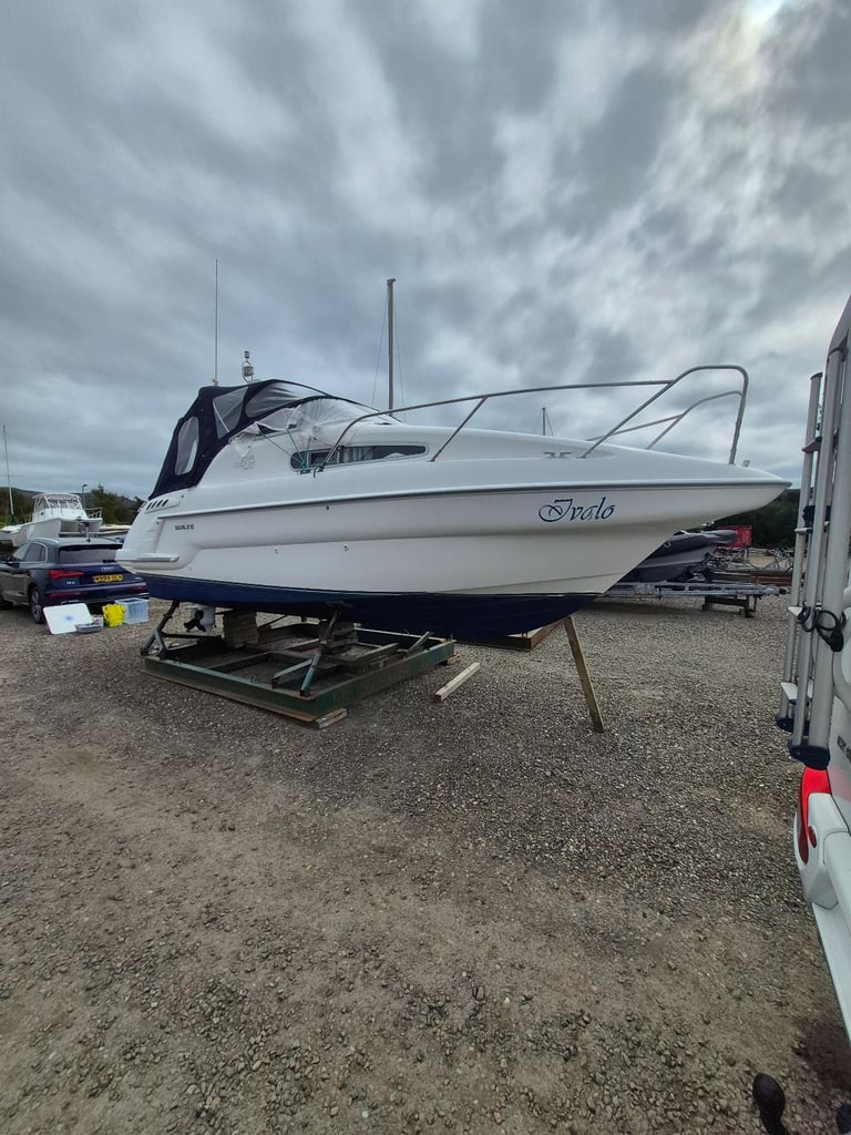 Sealine S240 4.3 Gi V6 24ft