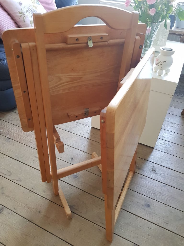 Folding table set with stand £200