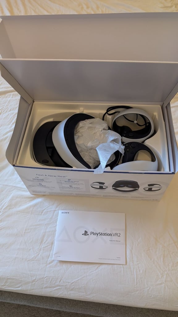 PSVR2 - Like new, boxed 