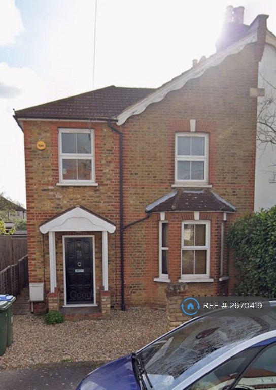 3 bedroom house in West Molesey, West Molesey, KT8 (3 bed) (#2670419)
