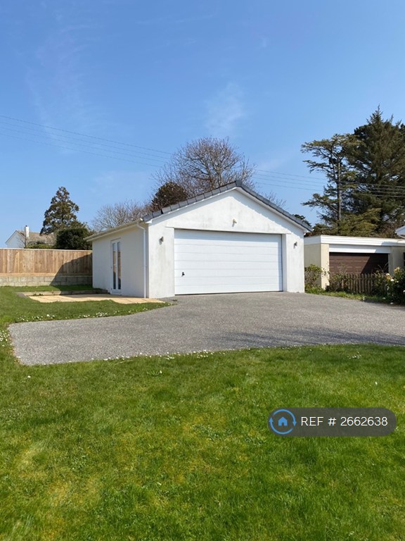 3 bedroom house in Sea Road, Carlyon Bay, St. Austell, PL25 (3 bed) (#2662638)