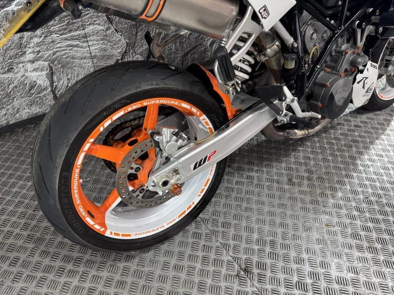 KTM 990 SUPERDUKE 2006