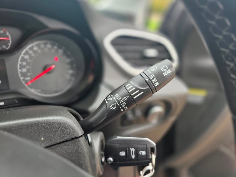 Vauxhall Grandland X SE