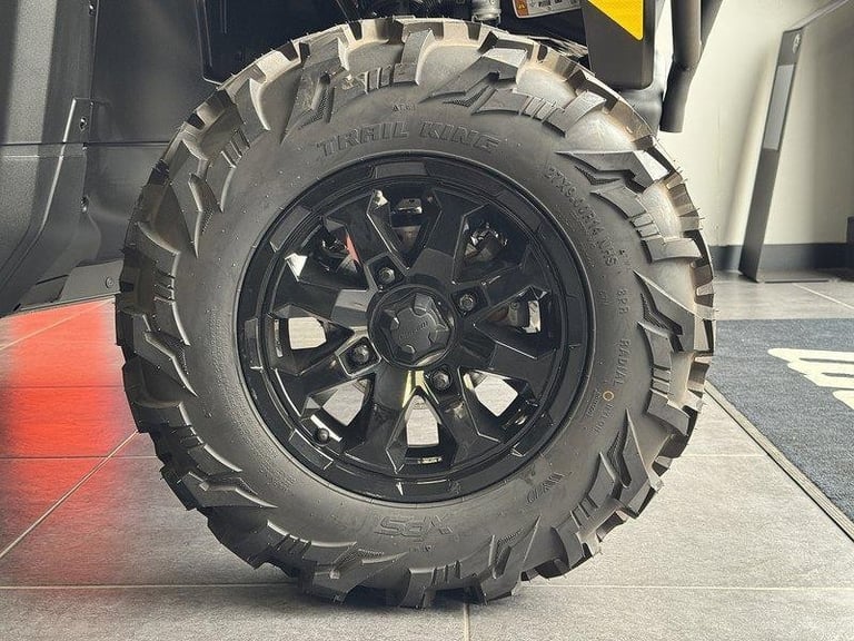 Can-Am Traxter 950 XT HD10 Off Road UTV like Mule,