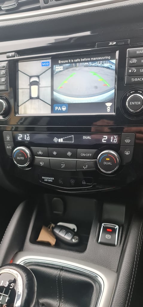 Nissan Qashqai Tekna (2014) 1.6 dCi Tekna SUV 5dr Diesel 109k Warranted Miles