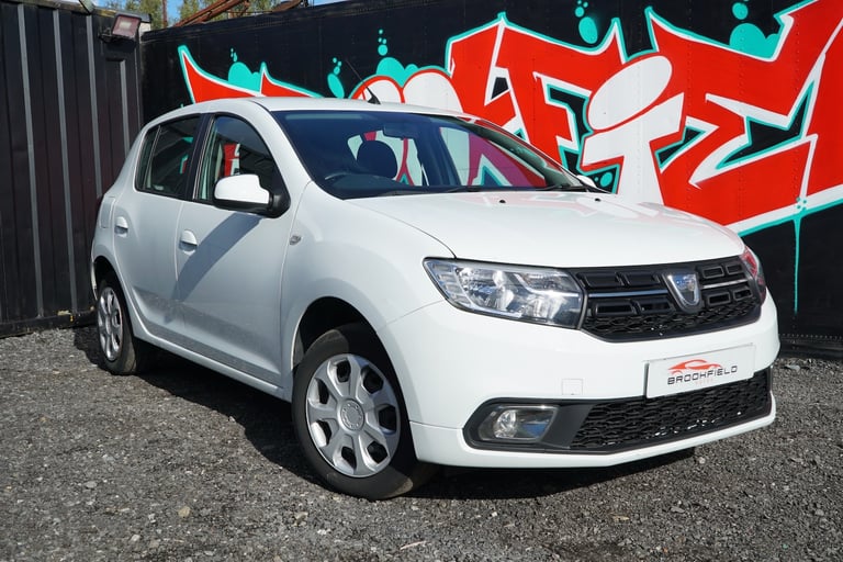 2018 Dacia Sandero 0.9 TCe Laureate Hatchback 5dr Petrol Manual Euro 6 (s/s)