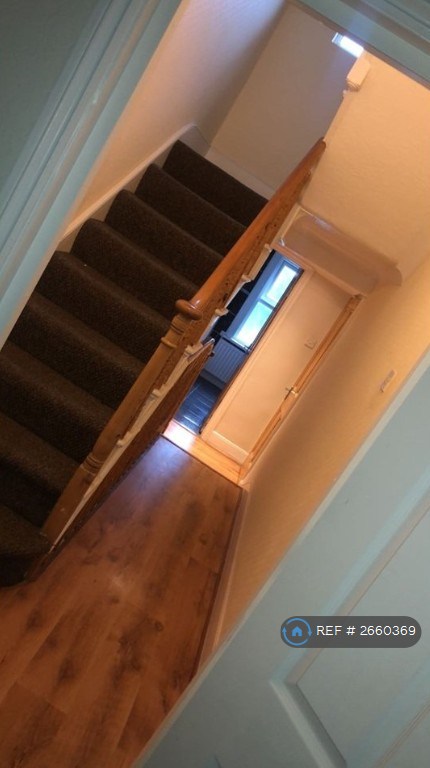 4 bedroom house in Carisbrooke Road, London, E17 (4 bed) (#2660369)