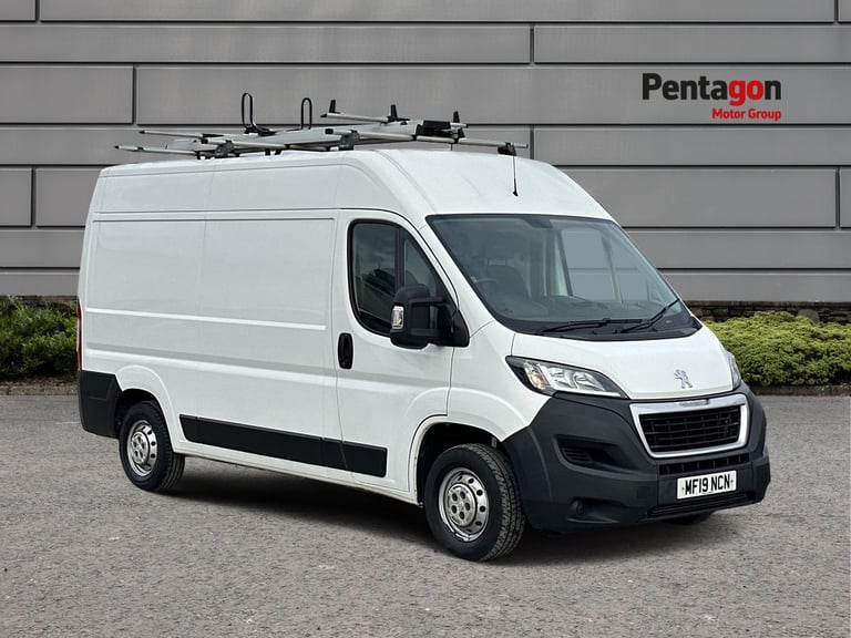 image for  Peugeot Boxer 2.0 Bluehdi 335 Professional Panel Van 5dr Diesel Manual L2 H2
