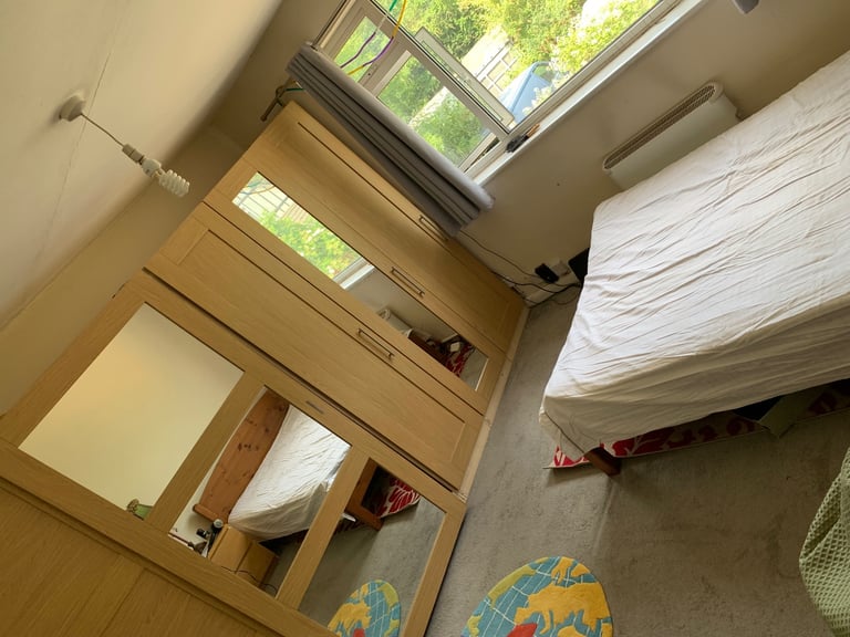 DOUBLE ROOM FOR RENT in Staines Tw19