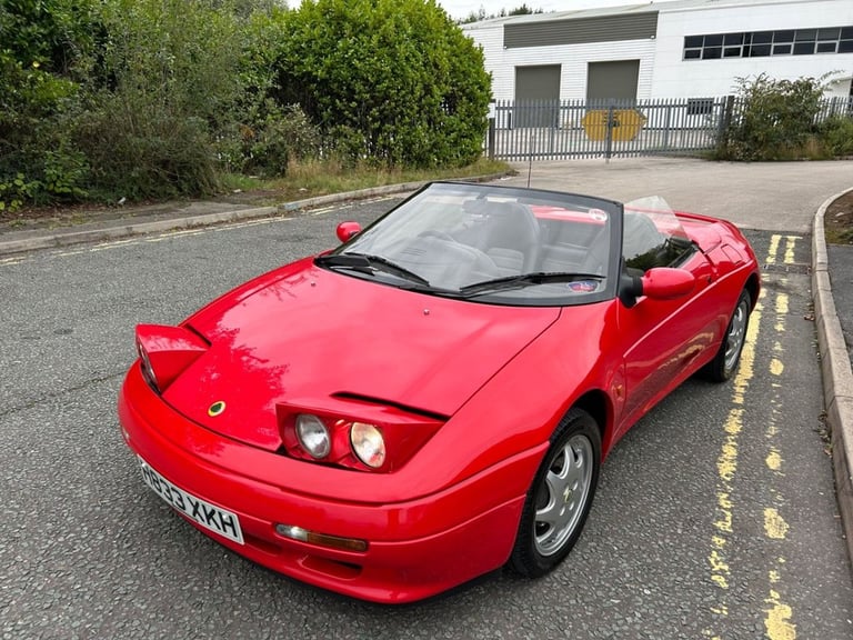 1990 Lotus Elan 1.6 2d 123 BHP-Fantastic Low Mileage Elan-5 Former Keepers-Supplied New By  Conve...