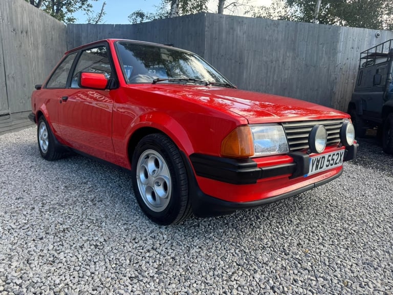  Ford Escort 1.6 XR3 3dr Petrol Manual