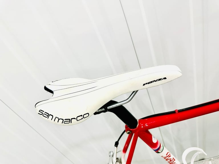 A7  BOTTECHIA Size/L Super LW Road Bike  12 Speed 700c Wheels