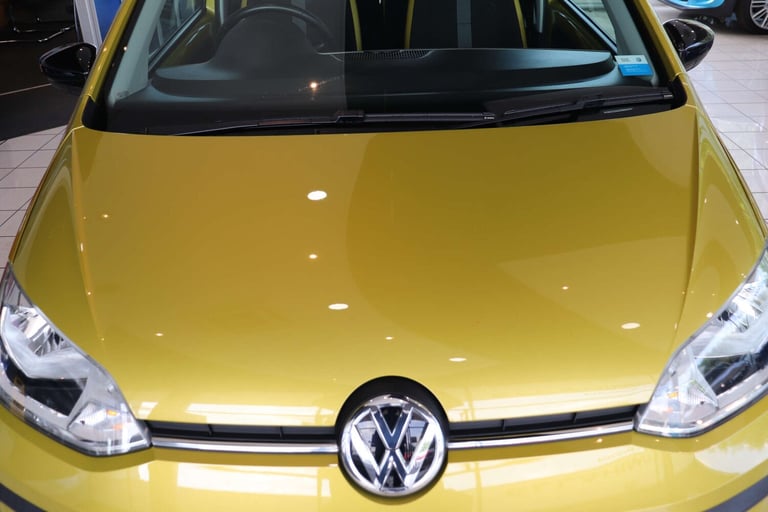 2016 Volkswagen up! 1.0 High Up 3dr Hatchback Petrol Manual
