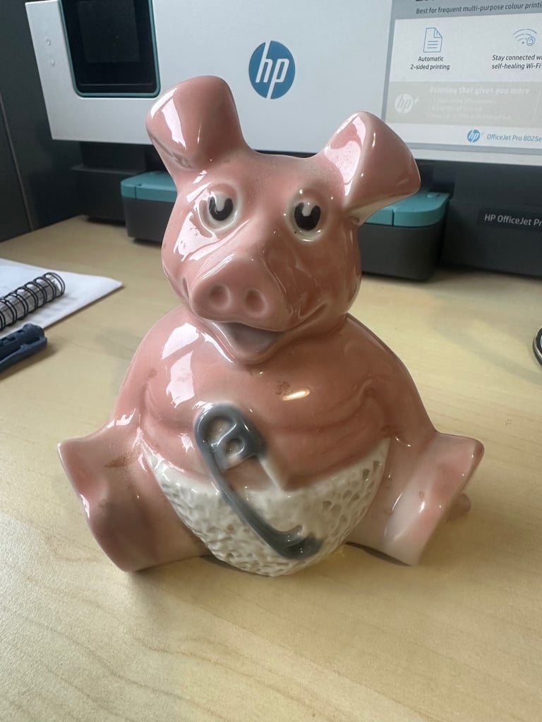 Set Of 5 NatWest Wade Collectable Moneybox Pigs