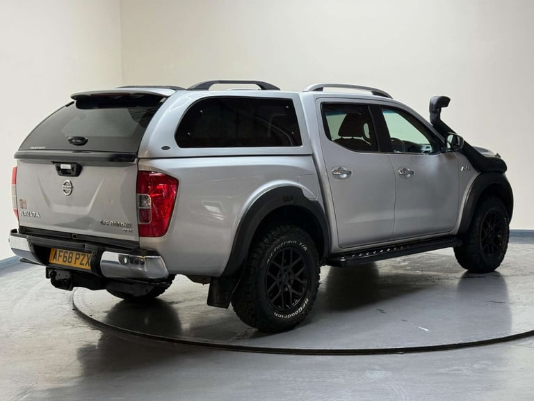 2018 Nissan Navara D/Cab Pick Up Off-Roader AT32 2.3dCi 190 4WD Auto PICK UP DIESEL Automatic
