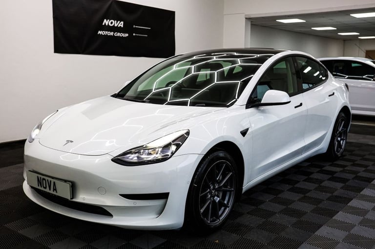 2020 Tesla Model 3 Standard Range Plus Saloon 4dr Electric Auto RWD (241 bhp) Saloon ELECTRIC Aut...
