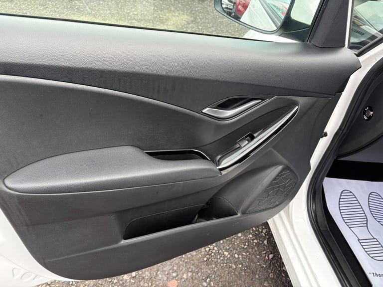 2013 Hyundai ix20 1.6 Active Hatchback 5dr Petrol Auto Euro 5 (123 bhp) Petrol