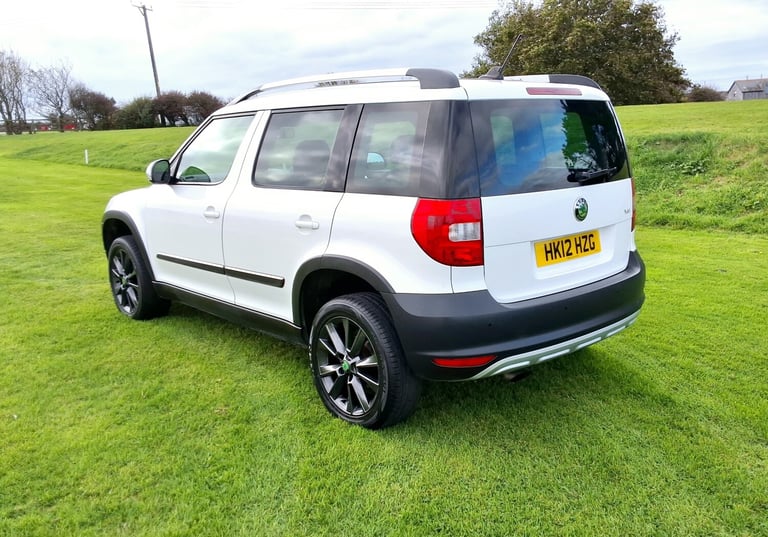 2012 Skoda Yeti 1.2 TSI Urban 5dr HATCHBACK Petrol Manual