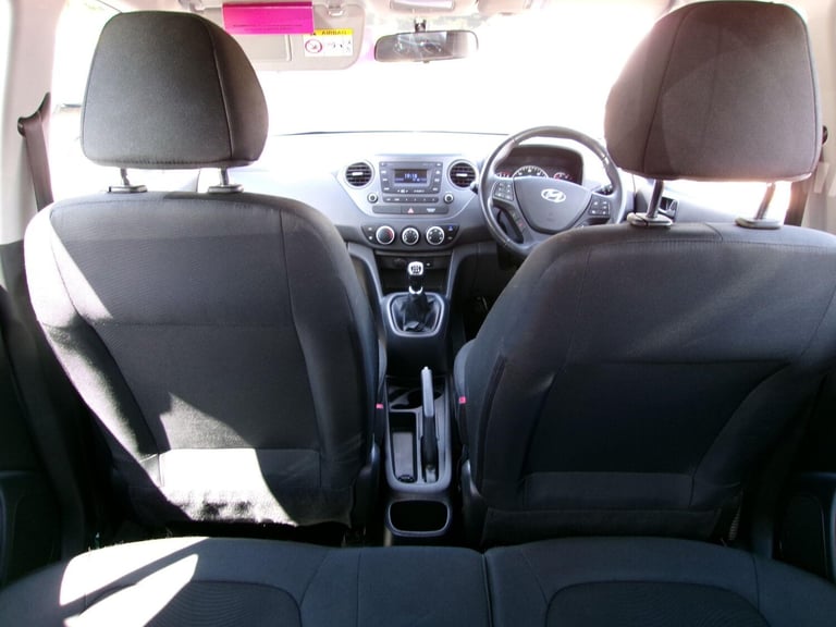 2018 Hyundai i10 1.0 SE Euro 6 5dr HATCHBACK Petrol Manual