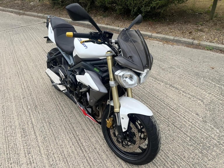 2013 13 TRIUMPH STREET TRIPLE 675 ABS WHITE CLEAN 17k MILES NAKED