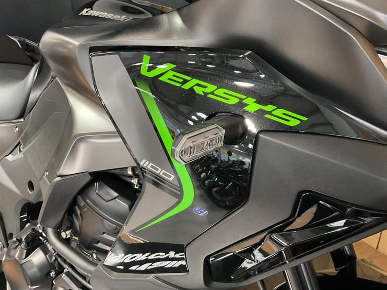 Kawasaki Versys 1100 2025 Brand New! Last 1! FREE TOURING KIT! FREE UK DELIVERY!