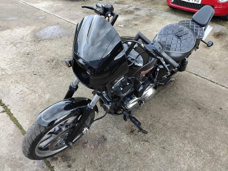 2016 16 HARLEY DAVIDSON XL 1200 T SUPERLOW SPORTSTER 15 XL1200 XL1200T BLACK