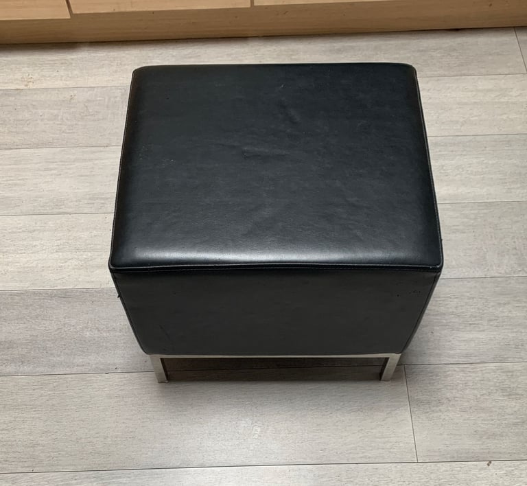 image for Salon waiting chair