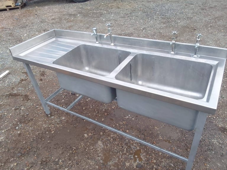 Commercial catering equipment sinks stainless steel restaurant kitchen trailer items 