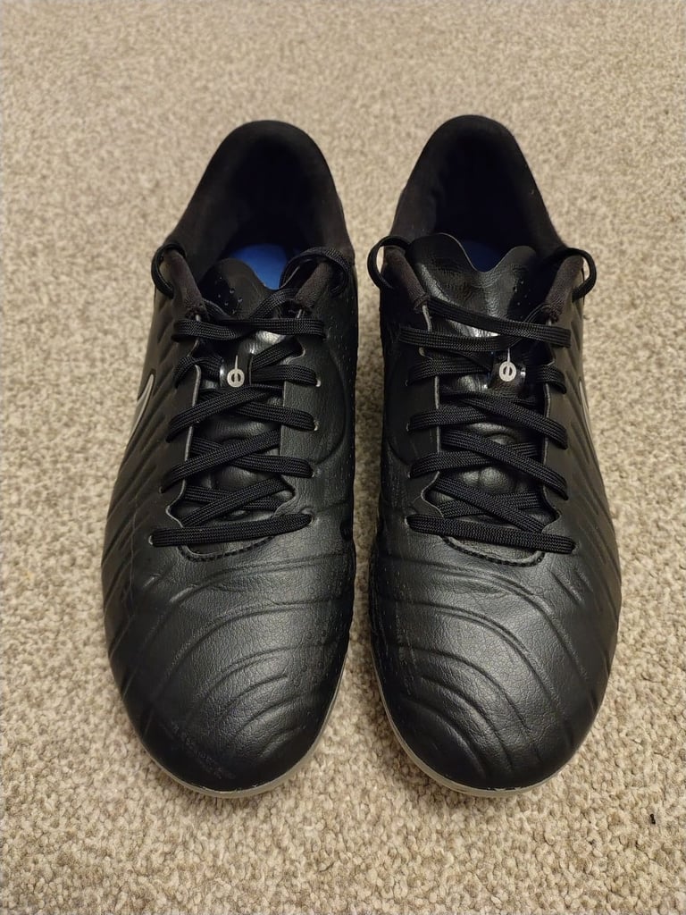 Nike football boots 6.5