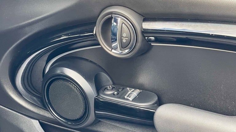 2023 MINI Hatch 1.5 Cooper Exclusive 3dr Auto HATCHBACK PETROL Automatic