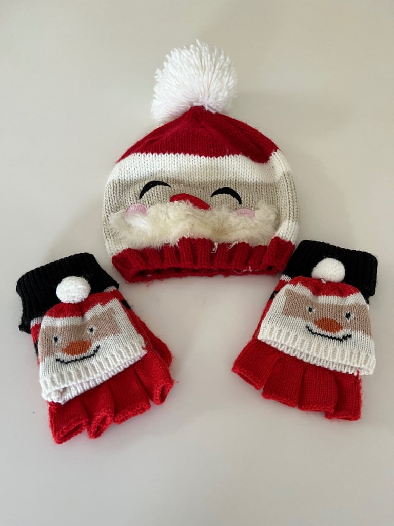 Father Christmas hat and gloves