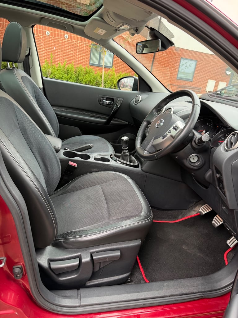 Nissan, QASHQAI, Hatchback, 2014, Manual, 1461 (cc), 5 doors