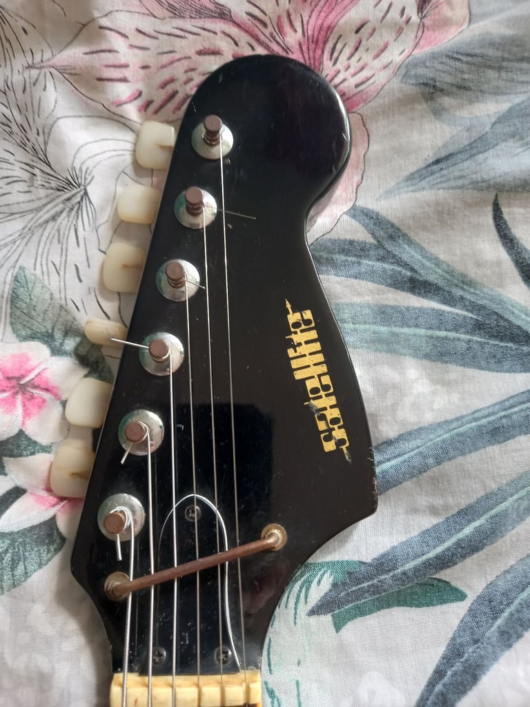 1970s Teisco Satellite 168 G electric guitar. Made in Korea. 