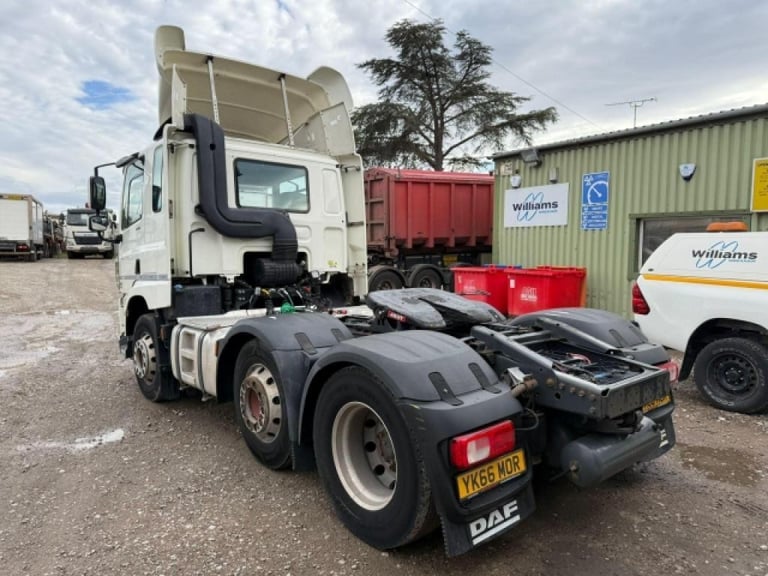 DAF CF 440 6x2 MID LIFT TRACTOR UNIT