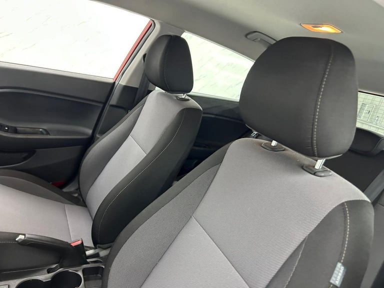 2016 Hyundai i20 1.2 SE Hatchback 5dr Petrol Manual Euro 6 (84 ps) F/S/H! 1 FORMER OWNER Hatchbac...