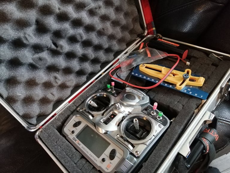 rc heli align trex 450pro also what4 foamy plane spectrum dx7se controller all ready to go 