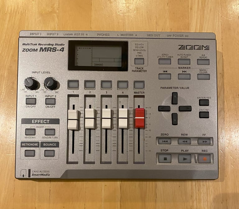 Zoom MRS-4 Portable Multi-Track Digital Recorder