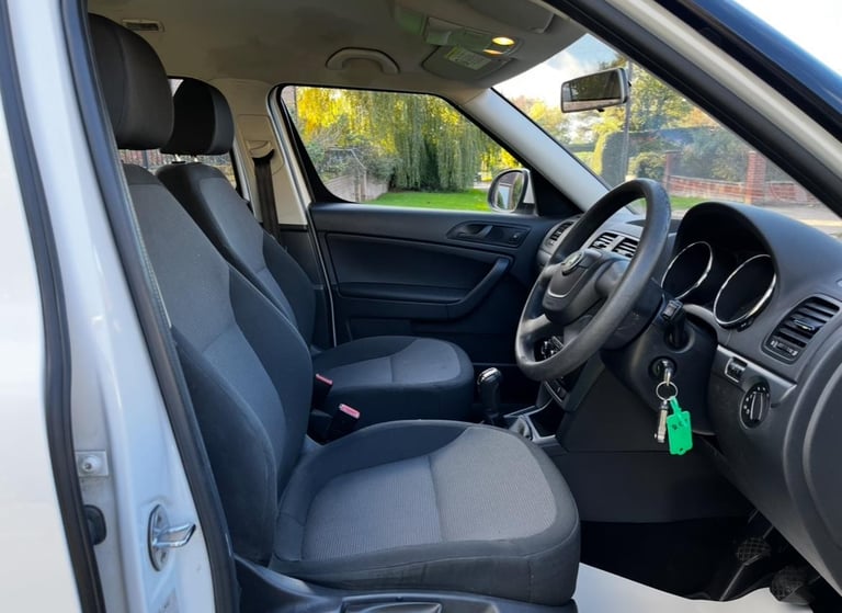 2012 (62) SKODA YETI 2.0 TDi S 4X4 LONG MOT GOOD S/HISTORY CAMBELT DONE! BARGAIN