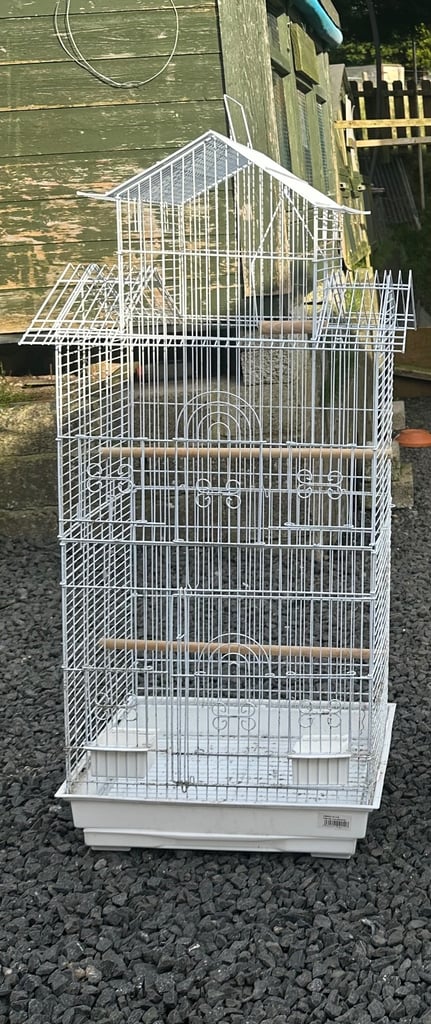Bird cage £40