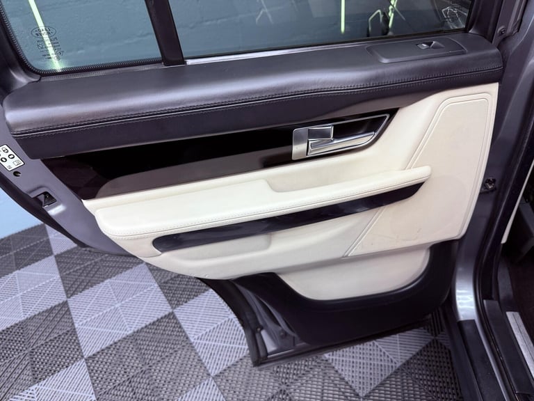 2011 Land Rover Range Rover Sport 3.0 TD V6 Autobiography Sport CommandShift 4WD Euro 5 5dr ESTAT...