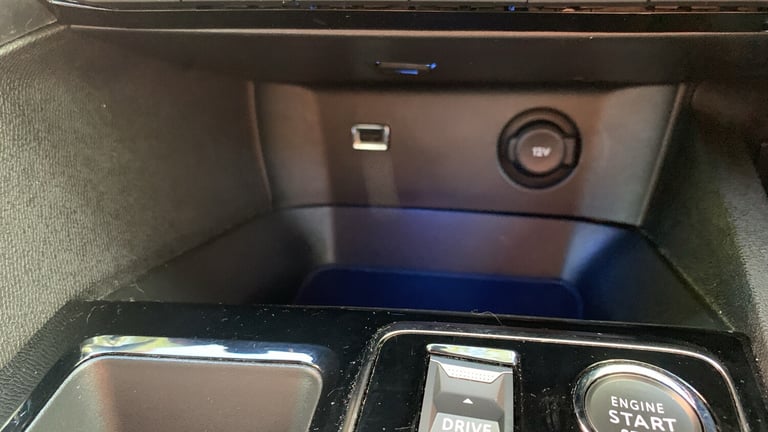 2024 Peugeot 3008 1.6 12.4kWh Allure SUV 5dr Petrol Plug-in Hybrid e-EAT Euro 6 (s/s) (180 ps SUV...